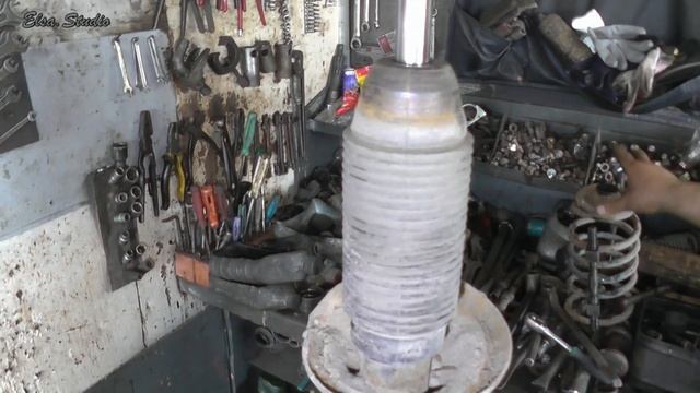 Замена передней стойки Chevrolet Aveo смотреть онлайн