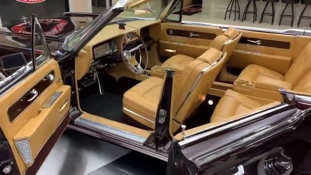 1962 Lincoln Continental Convertible - Exterior, Interior, And Engine