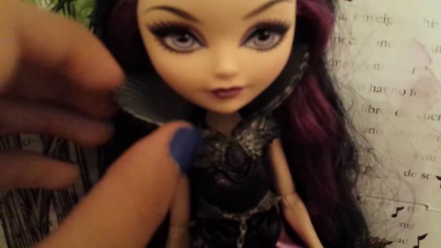 Ever After High Raven Queen Doll Review! смотреть онлайн