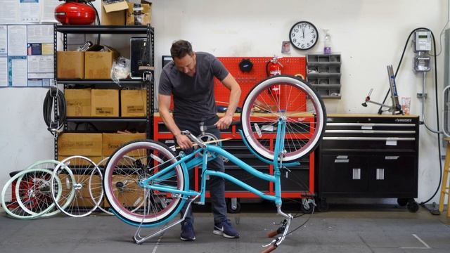 How To Mount Your Bicycle's Seat Post and remove a stuck seat post. смотреть онлайн