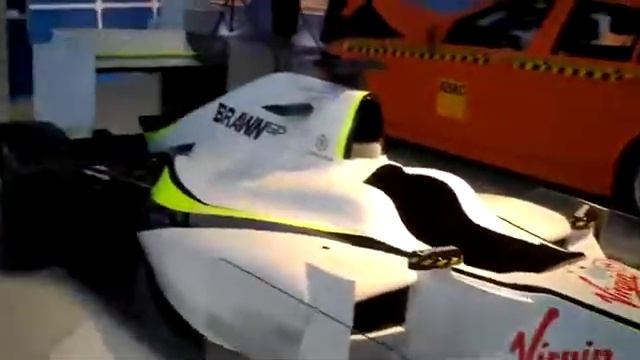 Frightening ADAC crash test dummies at Paris смотреть онлайн
