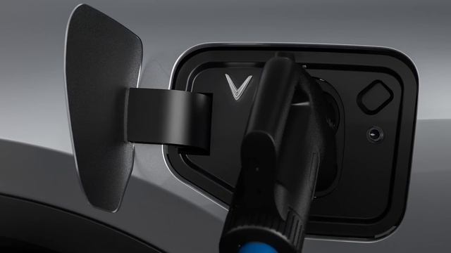 Tesla MODEL Y vs. VinFast VF8 смотреть онлайн