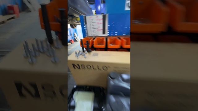 Тройной удар Maybach. #motulevo #заменамаславакпп #автомобили #mercedes #maybach смотреть онлайн