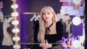 Lisa interview at MAC about her favorite color and more #blackpink #liskook