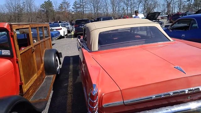 1965 Pontiac Parisienne Convertible смотреть онлайн