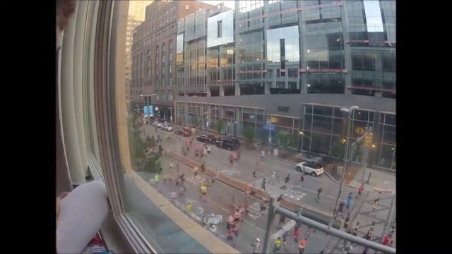 I looked out my window and a marathon ran by смотреть онлайн