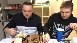 Приехал друг/вопросы/приветы/точим/итинг мукбанг eating mukbang