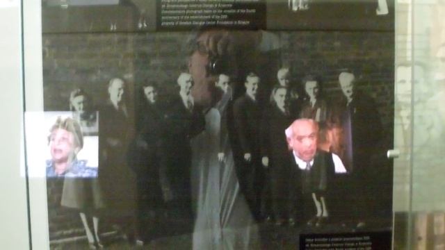 Oskar Shindler's Factory (Harry Kerry films) смотреть онлайн