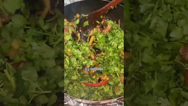 Салат не корейских корейцев 😅 корейцы не знают о таком салате #корейскаяеда #корейскаякухня