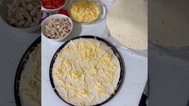 Быстрая пицца из лаваша ! смотреть онлайн