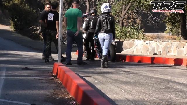 Alex Choi Near Miss Lamborghini Huracan vs Yamaha R1 Motorcycle смотреть онлайн