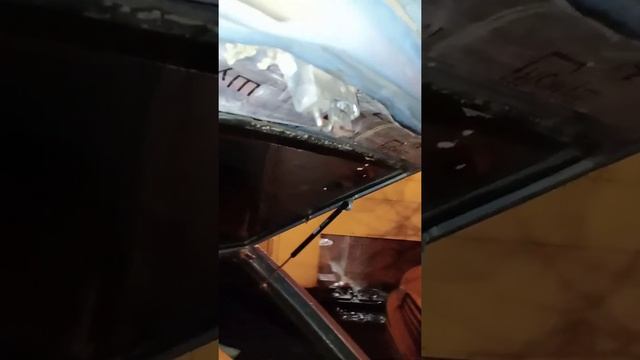 Язычёк крышки багажника ваз 2108