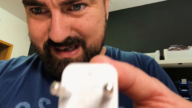 Fake iPhone X Unboxing⎥Robert Menzel смотреть онлайн