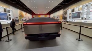 Tesla CYBERTRUCK - Complete Walk Around At The Tesla Store - January 2024