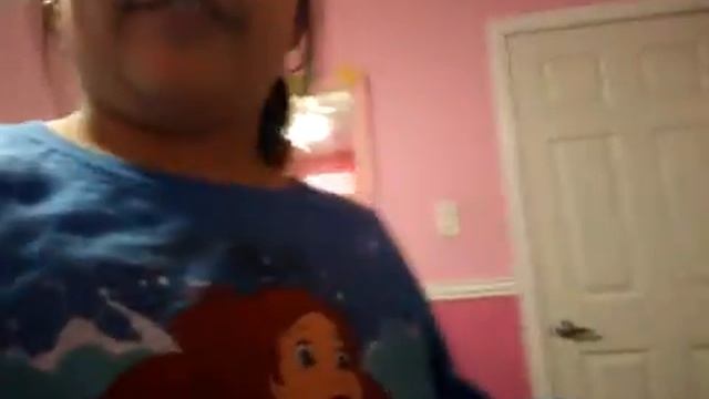 Clown outside my. Door смотреть онлайн