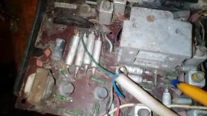 Разбор радио приёмника Альпинист 405