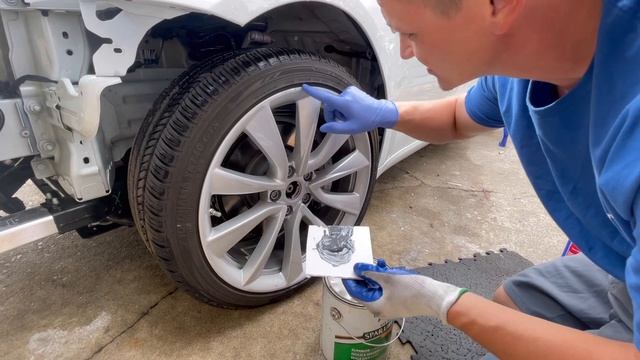 Rebuilding a crashed Performance Tesla Model 3 “p3" смотреть онлайн