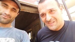 Яркий представитель #аварского народа говорит скороговорку 33 лягушки квакали под мостом