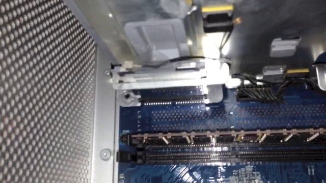 PowerMac G5 смотреть онлайн