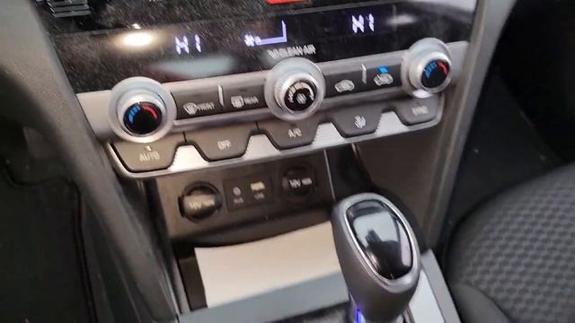 2020 Hyundai Elantra Mt Pleasant, Sturtevant, Sylvania, Yorkville, Union Grove, WI LH521422 смотреть онлайн