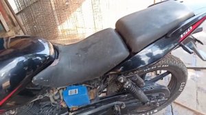 Install split seat in pulsar_150/normal pulsar 150 me split seat kese lagaye