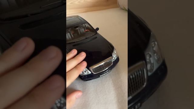 1:18 Maybach 57 Modellauto смотреть онлайн