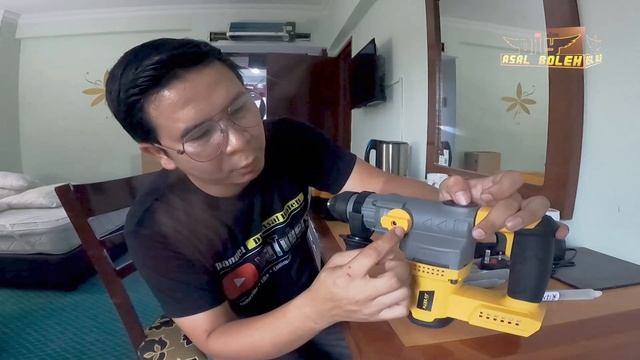 KEELAT Rotary Hammer Drill