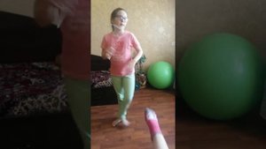 Танцуем танец под песню Lollipop.🎭
