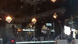 royksopp-apple