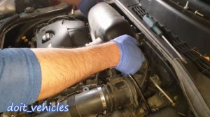 Mini Cooper S 1.6 All4 Air Filter Replacement / Housing removal R60