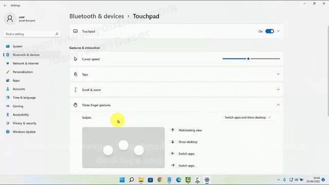 Windows 11 Home : How to set Swipes Touchpad with three fingers as Switch desktops and show desktop смотреть онлайн