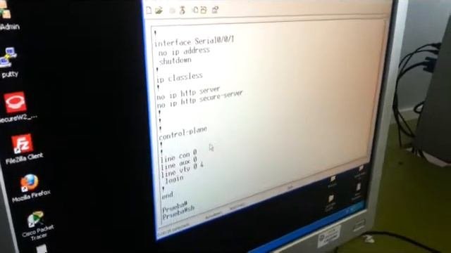Cuarto Video - Demostración De Comando Sh Running.config Y Sh Configuration En Un Router