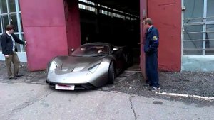 Русский суперкар Marussia (Музей ретро-автомобилей в Москве)