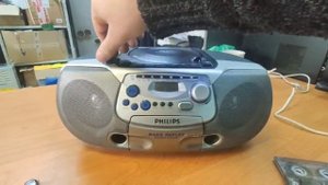 Philips AZ1226/14 со встроенным Bluetooth модулем.