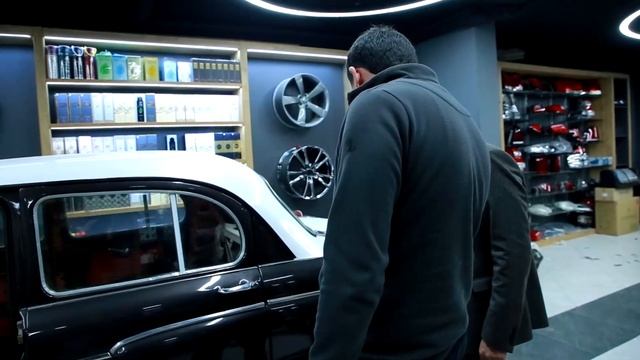 Ишдан бўш вақтда қизиқишга кўра ретро автомобилларини йиғмоқчимиз. Бошланишига Москвич 407 смотреть онлайн