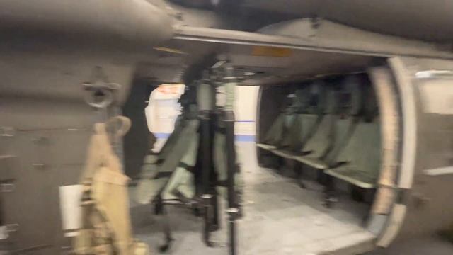 UH-60M, passenger cabin and left gunner seat смотреть онлайн