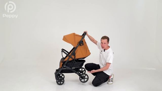 Легкая прогулочная коляска Peppy Polo