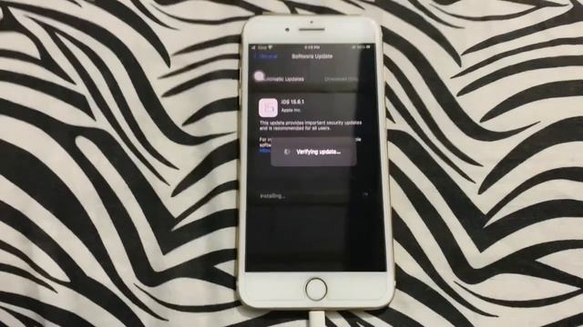 Iphone 7 Plus Got iOS 15.6.1 Latest Update | iOS 15.6.1 New Features | Should You Update?