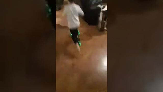 The NEON GLIDER!!! смотреть онлайн