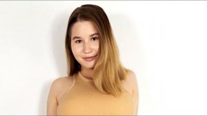 AMALIA DAVIS | THE ACTRESS WHO STARTED IN 2020