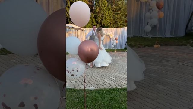 Первый танец молодоженов, собственная постановка #ведущий #ведущийсвадьбы #свадьба2023 #савелий