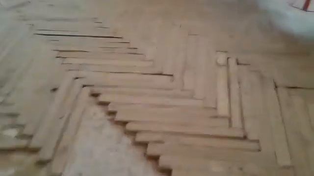 Гуляю с друзьями по школе.постучали в дверь и убигаем. смотреть онлайн