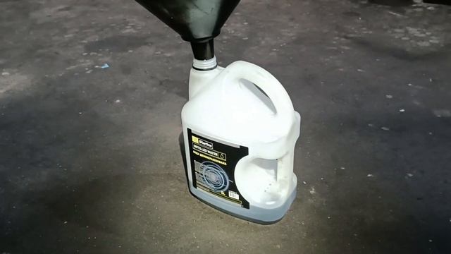 Замена масла в TESLA MODEL 3 PERFORMANCE DUAL MOTOR смотреть онлайн