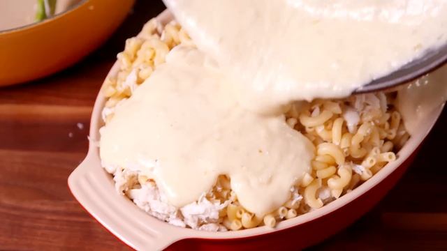 Crab Mac & Cheese | Delish смотреть онлайн