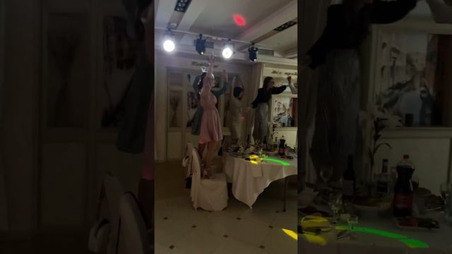 Жесткие танцы на свадьбе #ведущий #ведущийсвадьбы #свадьба