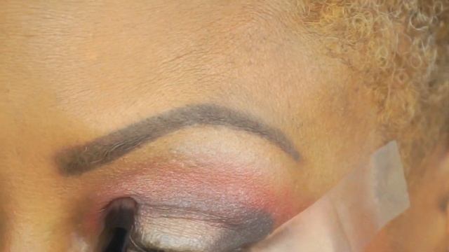 Halo Eye Using Flaming Love Palette | Tonia смотреть онлайн