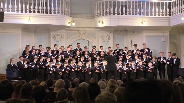 Рахманиновский зал, фрагмент Всенощной Рахманинова, 24.04.2023 смотреть онлайн