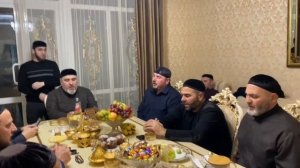 Молл Бекхан — Хаза назма.