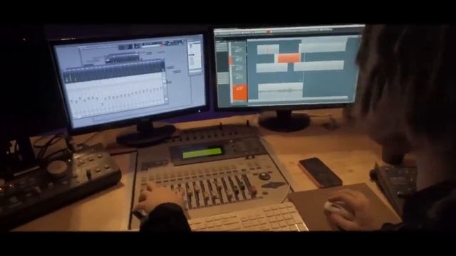 Макарская 🎧 песни