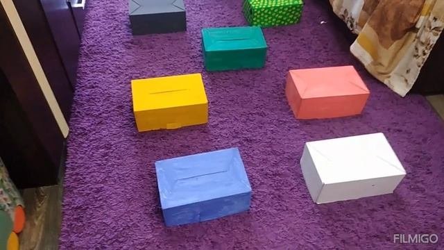 Экстремальные прятки в коробках с загадками